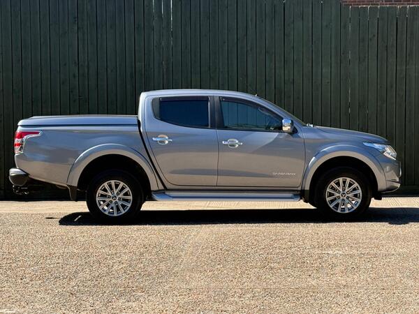 Mitsubishi L200 2.4 DI-D DC Barbarian Auto 4WD Euro 6 4dr