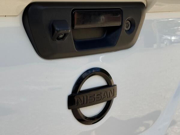 Nissan Navara 2.3 dCi Tekna Auto 4WD Euro 6 4dr at 53th
