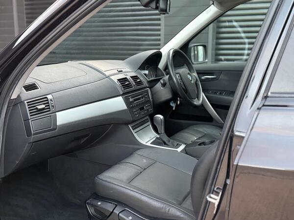 BMW X3 2.0d SE Steptronic 4WD Euro 4 5dr - Image 3