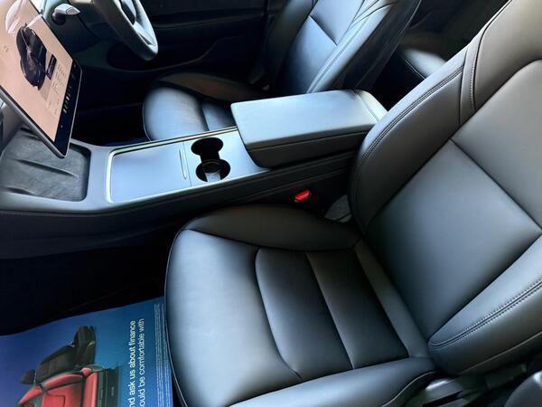 Tesla Model 3 (Dual Motor) Long Range Auto 4WDE 4dr