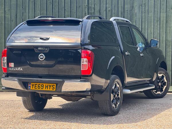 Nissan Navara 2.3 dCi Tekna 4WD Euro 6 (s/s) 4dr at 17th