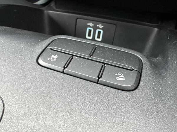 Ford Ranger 3.2 TDCi Wildtrak Auto 4WD Euro 5 4dr