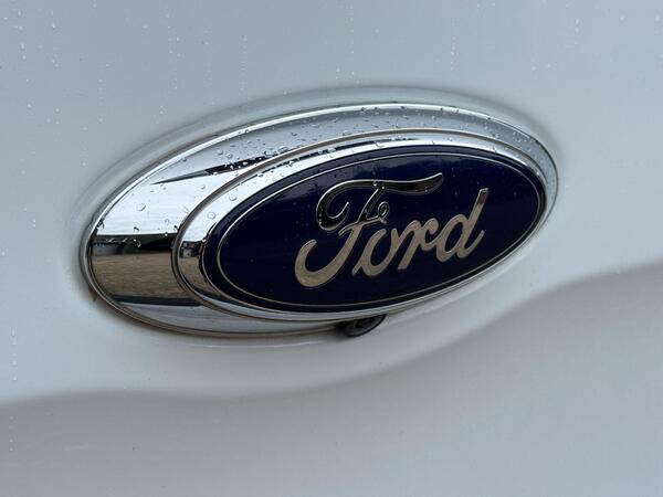 Ford Ranger 2.2 TDCi Limited 1 Auto 4WD Euro 5 4dr