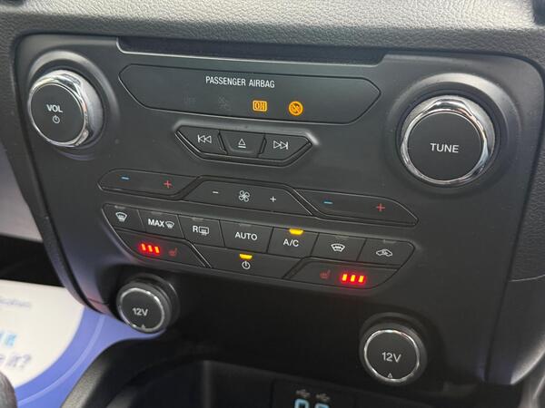 Ford Ranger 2.0 EcoBlue Thunder Pickup Double Cab 4dr Diesel Auto 4WD Euro 6 (s/s) (213 ps)