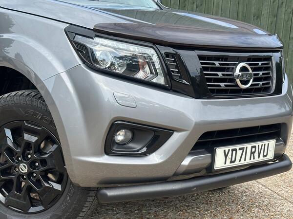 Nissan Navara 2.3 dCi N-Guard Auto 4WD Euro 6 4dr at 44th