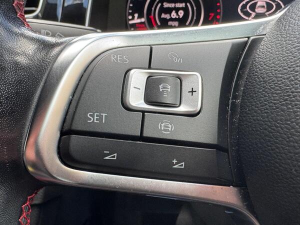 Volkswagen Golf 2.0 TSI GTI Performance DSG Euro 6 (s/s) 5dr at 35th
