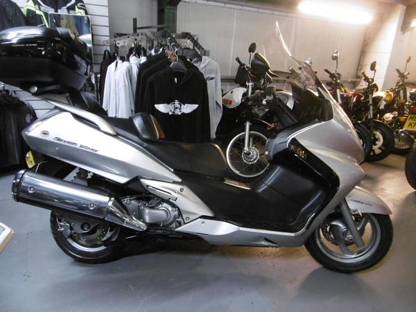 Honda silverwing 600 online