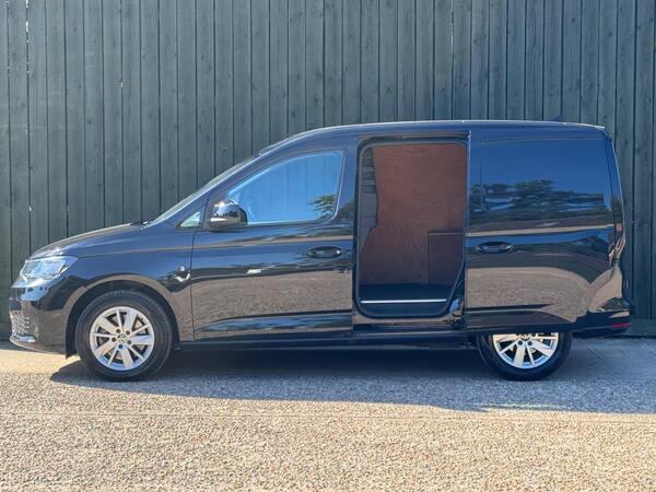 Volkswagen Caddy 2.0 TDI C20 Commerce Pro SWB Euro 6 (s/s) 5dr