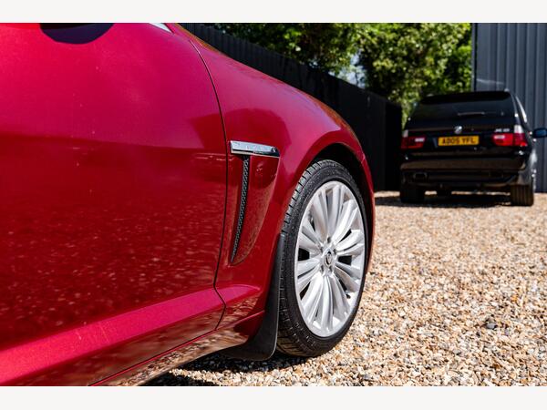 JAGUAR XF PREMIUM LUXURY D AUTO - Image 16