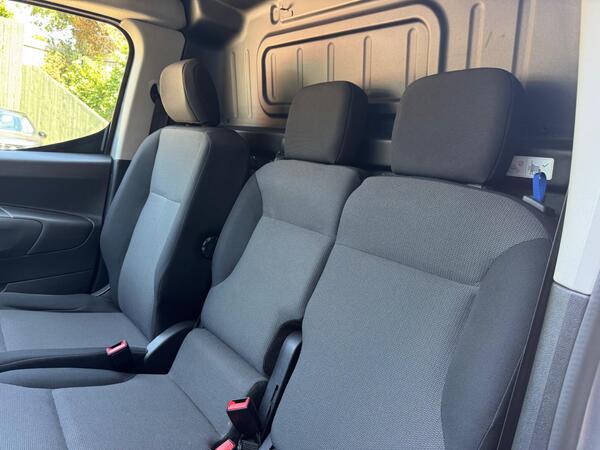 Peugeot Partner 1.5 BlueHDi 1000 Professional Standard Panel Van SWB Euro 6 5dr at 29th