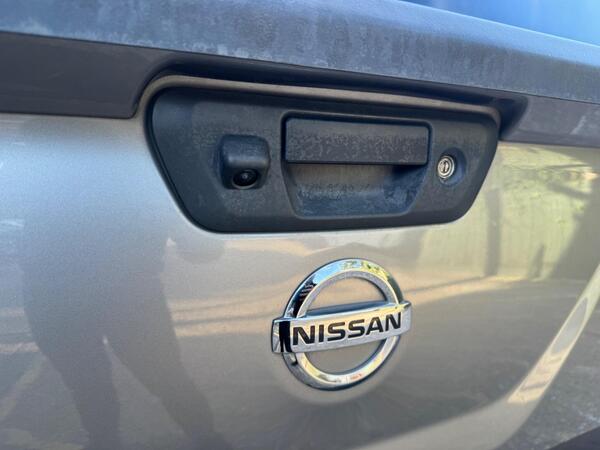 Nissan Navara 2.3 dCi N-Guard 4WD Euro 6 (s/s) 4dr at 25th
