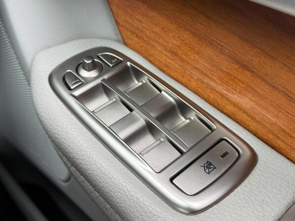 Jaguar XF 3.0 V6 Luxury Auto Euro 4 4dr