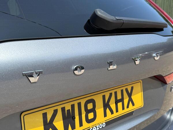 Volvo XC60 2.0 D4 R-Design Auto AWD Euro 6 (s/s) 5dr at 50th