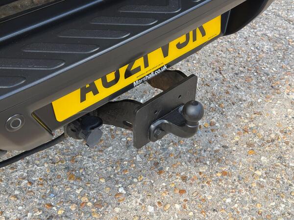 Nissan Navara 2.3 dCi N-Guard Auto 4WD Euro 6 4dr at 47th