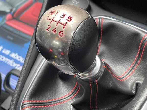Ford Fiesta 1.5T EcoBoost ST-3 Euro 6 (s/s) 5dr at 21th