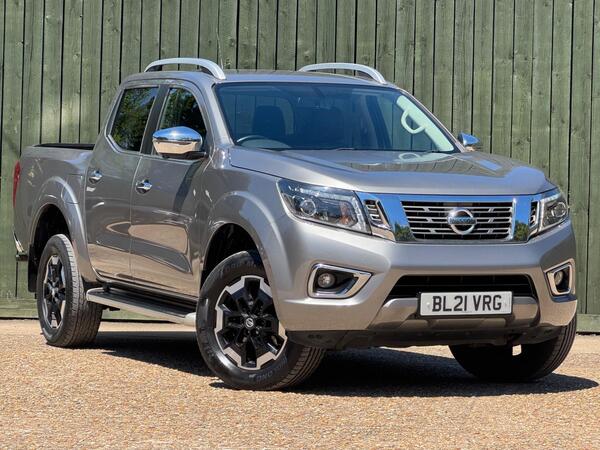 Nissan Navara 2.3 dCi Tekna Auto 4WD Euro 6 4dr at 0th
