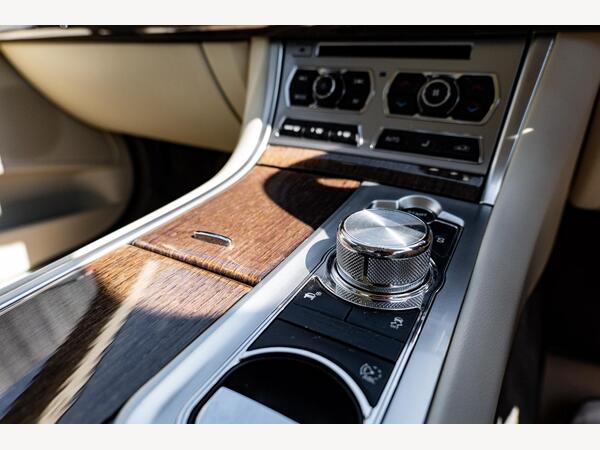 JAGUAR XF PREMIUM LUXURY D AUTO - Image 36