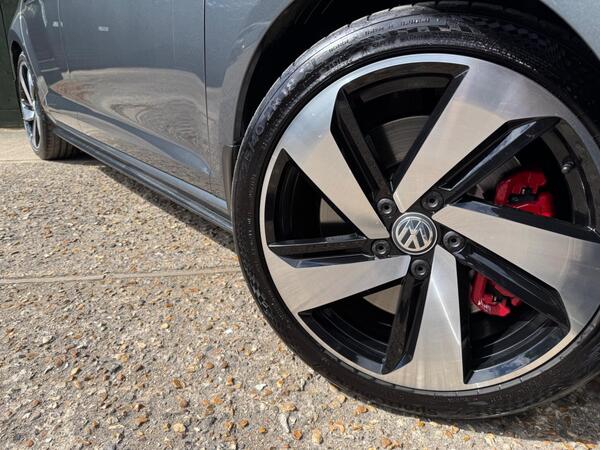 Volkswagen Golf 2.0 TSI GTI Performance Euro 6 (s/s) 5dr