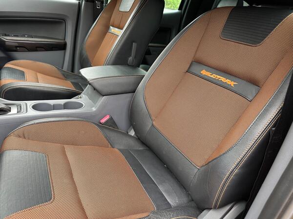 Ford Ranger 3.2 TDCi Wildtrak Auto 4WD Euro 5 4dr at 32th