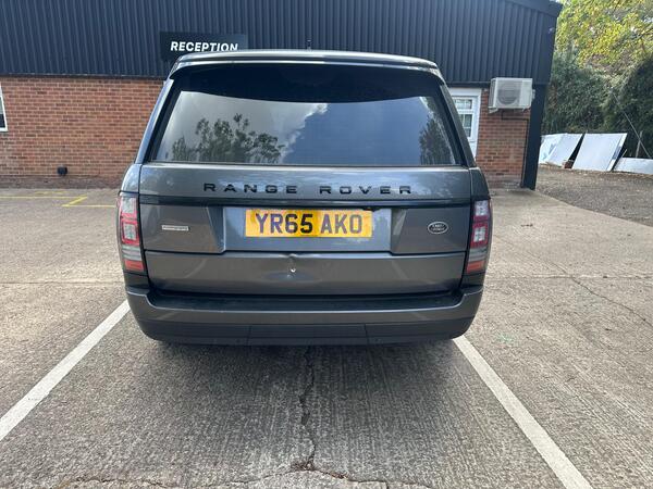 LAND ROVER RANGE ROVER A-BIOGRAPHY TDV6 A - Image 4