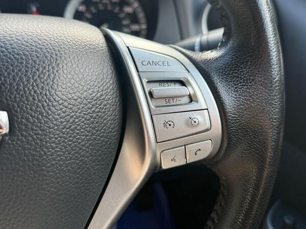 Nissan Navara 2.3 dCi Tekna Auto 4WD Euro 6 4dr