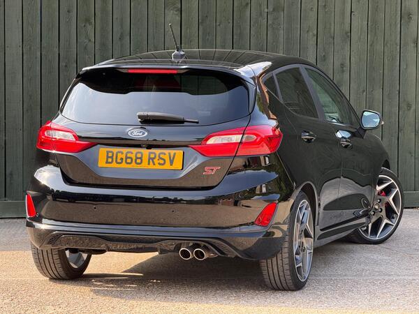Ford Fiesta 1.5T EcoBoost ST-3 Euro 6 5dr at 24th