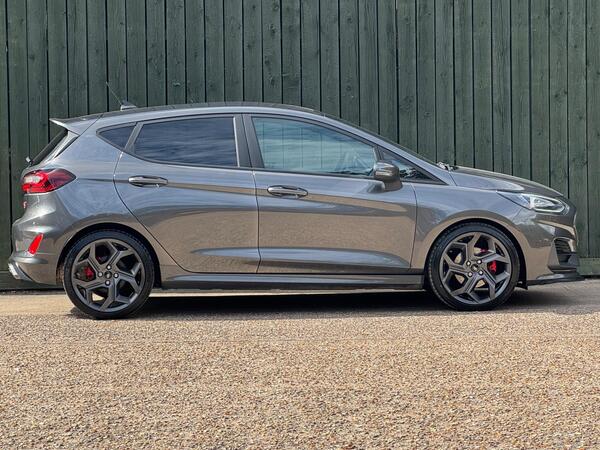 Ford Fiesta 1.5T EcoBoost ST-3 Euro 6 (s/s) 5dr at 14th