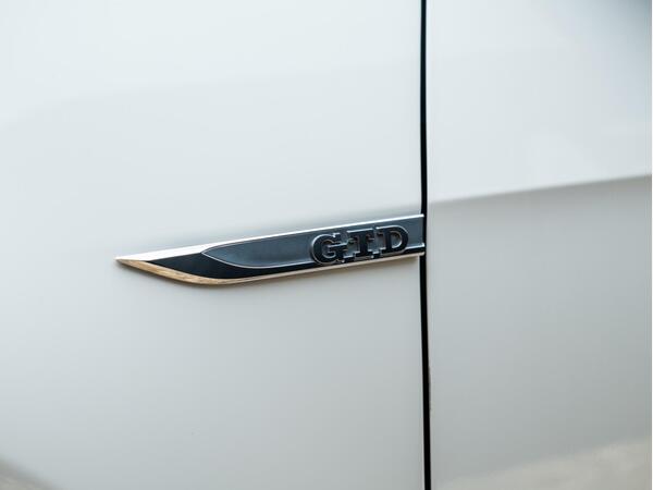 VOLKSWAGEN GOLF GTD S-A - Image 15