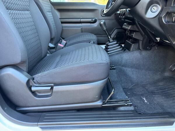 Suzuki Jimny 1.5 LCV ALLGRIP Euro 6 3dr at 6th