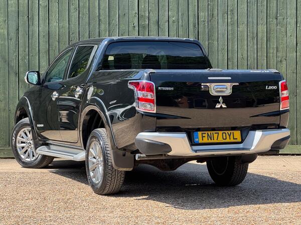 Mitsubishi L200 2.4 DI-D DC Barbarian 4WD Euro 6 4dr at 11th