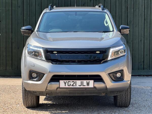 Nissan Navara 2.3 dCi N-Guard Auto 4WD Euro 6 4dr at 3th