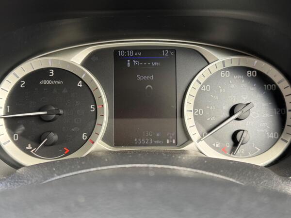 Nissan Navara 2.3 dCi Tekna 4WD Euro 6 (s/s) 4dr at 36th