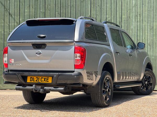 Nissan Navara 2.3 dCi N-Guard Auto 4WD Euro 6 4dr