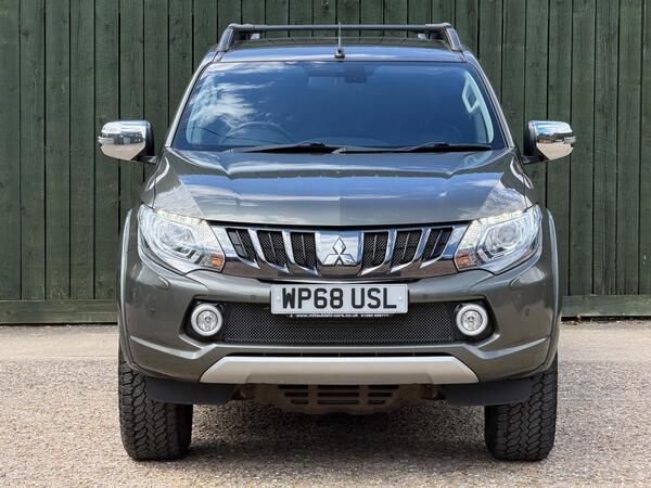 Mitsubishi L200 2.4 DI-D DC Barbarian Pickup Double Cab 4dr Diesel Auto 4WD Euro 6 (178 ps) at 4th