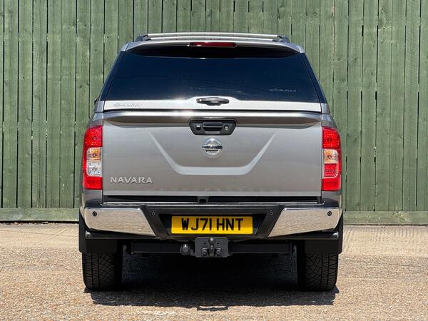 Nissan Navara 2.3 dCi Tekna Auto 4WD Euro 6 4dr at 12th