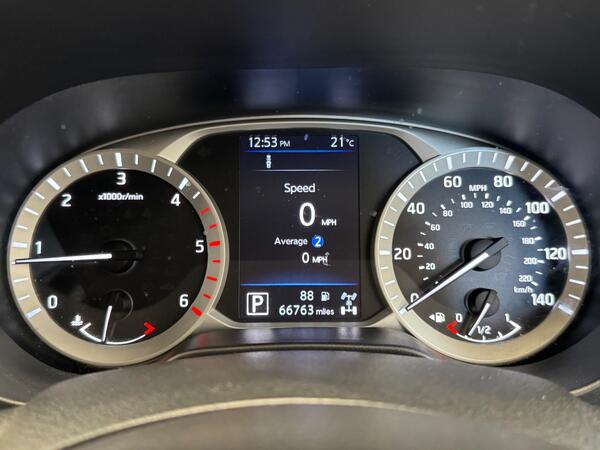 Nissan Navara 2.3 dCi N-Guard Auto 4WD Euro 6 4dr