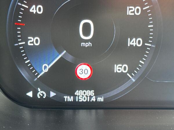 Volvo XC60 2.0 T4 Edition Auto Euro 6 (s/s) 5dr at 19th