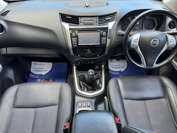Nissan Navara 2.3 dCi N-Guard 4WD Euro 6 (s/s) 4dr at 2th