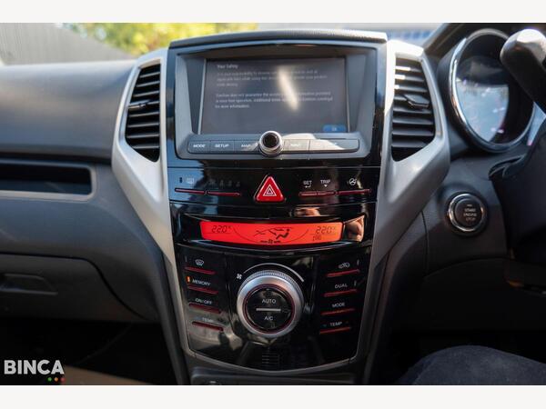 SSANGYONG TIVOLI ELX TD AUTO - Image 31