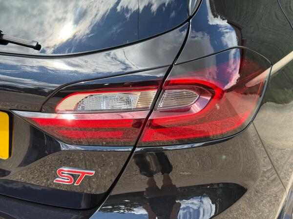 Ford Fiesta 1.5T EcoBoost ST-3 Euro 6 (s/s) 5dr at 43th