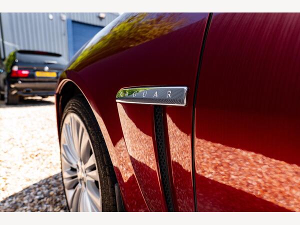 JAGUAR XF PREMIUM LUXURY D AUTO - Image 12