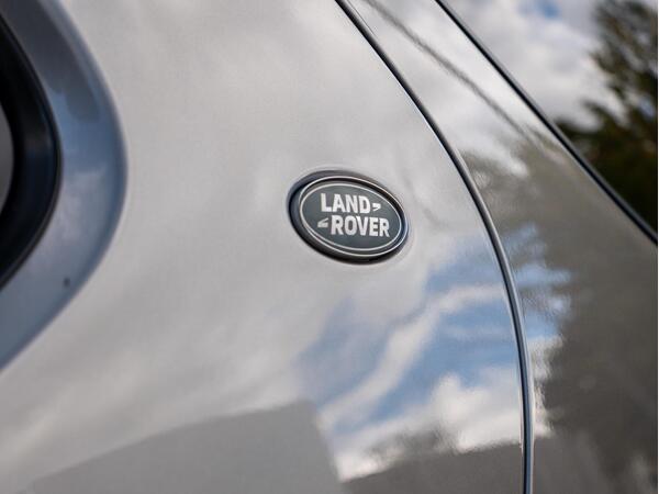 LAND ROVER DISCOVERY LUXURY HSE SD4 AUTO - Image 21