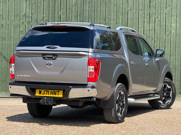 Nissan Navara 2.3 dCi Tekna Auto 4WD Euro 6 4dr at 3th