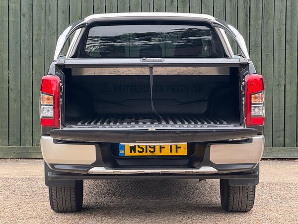 Mitsubishi L200 2.2 DI-D DC Barbarian Auto 4WD Euro 6 (s/s) 4dr at 52th
