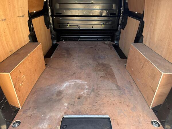 Peugeot Expert 1.5 BlueHDi 1000 Professional Premium Standard Panel Van MWB Euro 6 (s/s) 6dr at 31th