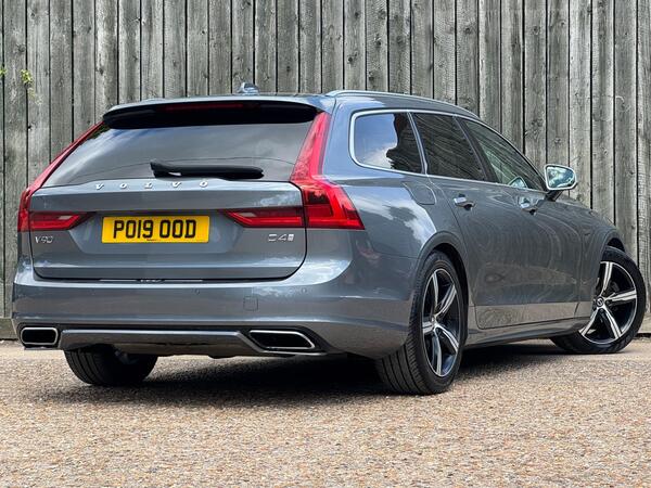 Volvo V90 2.0 D4 R-Design Auto Euro 6 (s/s) 5dr at 3th