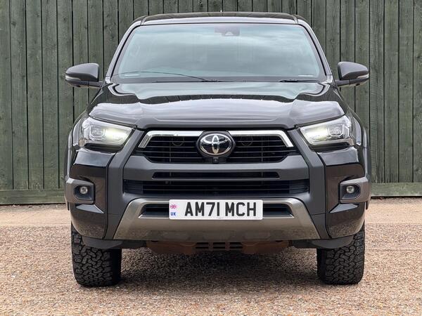 Toyota Hilux 2.8 D-4D Invincible X 4WD Euro 6 (s/s) 4dr at 2th