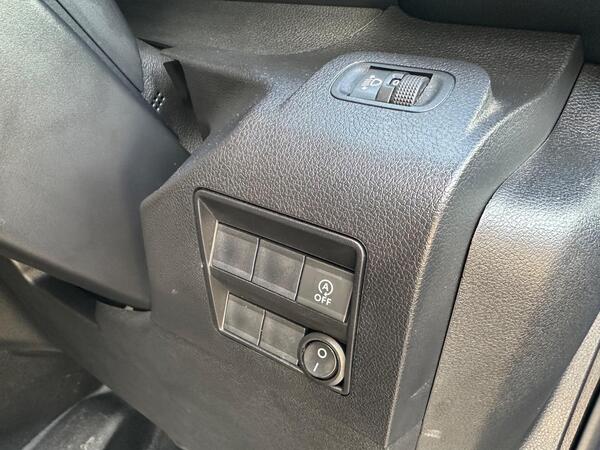 Peugeot Partner 1.5 BlueHDi 1000 Asphalt Standard Panel Van EAT8 SWB Euro 6 (s/s) 5dr at 14th
