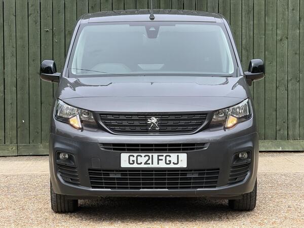 Peugeot Partner 1.5 BlueHDi 1000 Asphalt Standard Panel Van SWB Euro 6 5dr at 5th