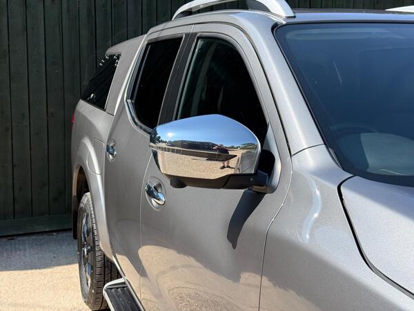 Nissan Navara 2.3 dCi Tekna Auto 4WD Euro 6 4dr at 27th